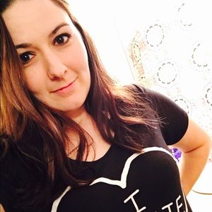 Meet your Posher, Casey